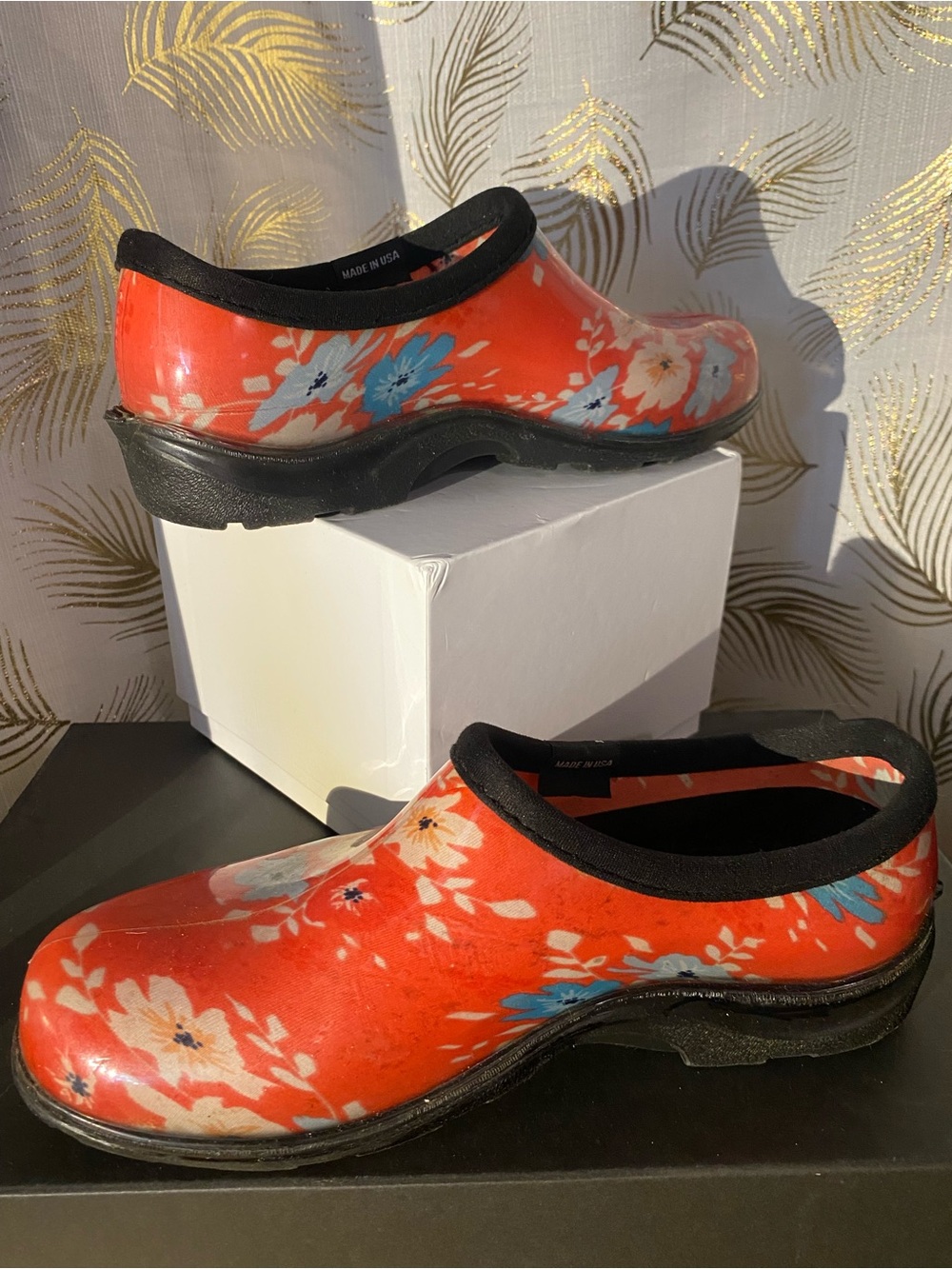 Waterproof Floral Slip-On Clog - Red